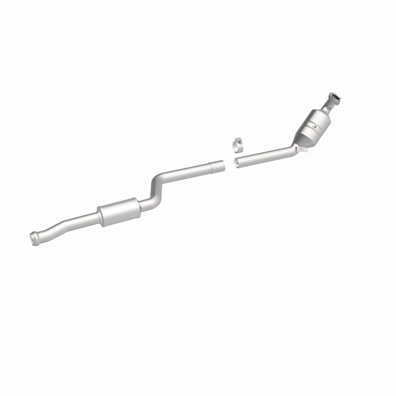MagnaFlow 08-10 Mercedes-Benz C300 3.0L Direct Fit Converter