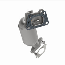 Load image into Gallery viewer, MagnaFlow 2017 Cadillac XT5 Front Underbody 3.6L Direct Fit Converter