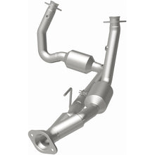 Load image into Gallery viewer, MagnaFlow 06-09 Jeep Commander 4.7L Direct Fit Converter