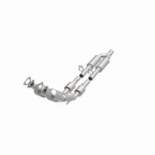 Load image into Gallery viewer, MagnaFlow 2006 Volkswagen Passat 3.6L Direct Fit Converter