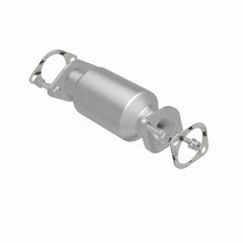 Load image into Gallery viewer, MagnaFlow 08-09 Kia Spectra 2.0L Direct Fit Converter
