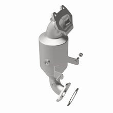Load image into Gallery viewer, MagnaFlow 14-16 Ram ProMaster 1500/2500/3500 V6 3.6L CARB Compliant Direct Fit Catalytic Converter