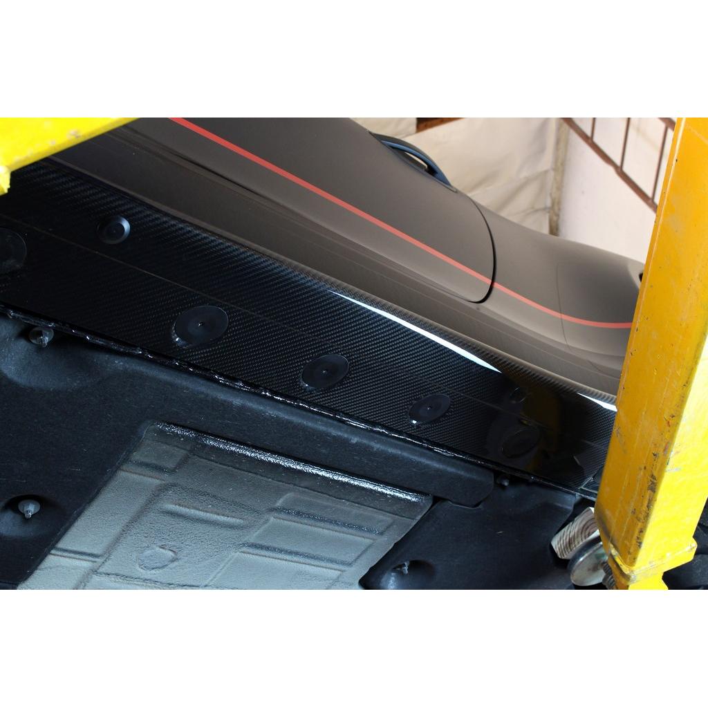 Porsche 991 GT3 Side Rocker Extensions/ Side Skirt 2013-19                      Porsche 991 GT3 Side Rocker Extensions/ Side Skirt 2013-19