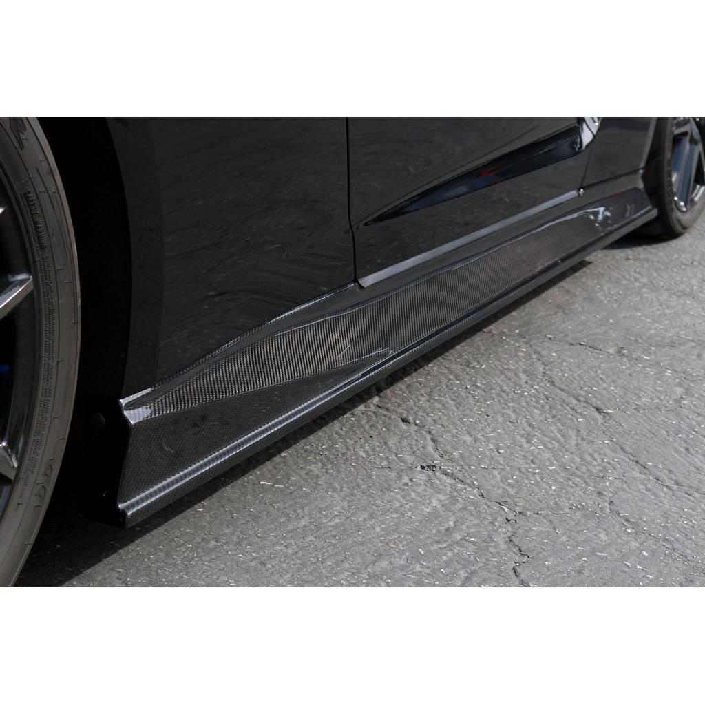 Nissan GTR R35 Side Rocker Extensions/ Side Skirt 2017-2022                      Nissan GTR R35 Side Rocker Extensions/ Side Skirt 2017-2022