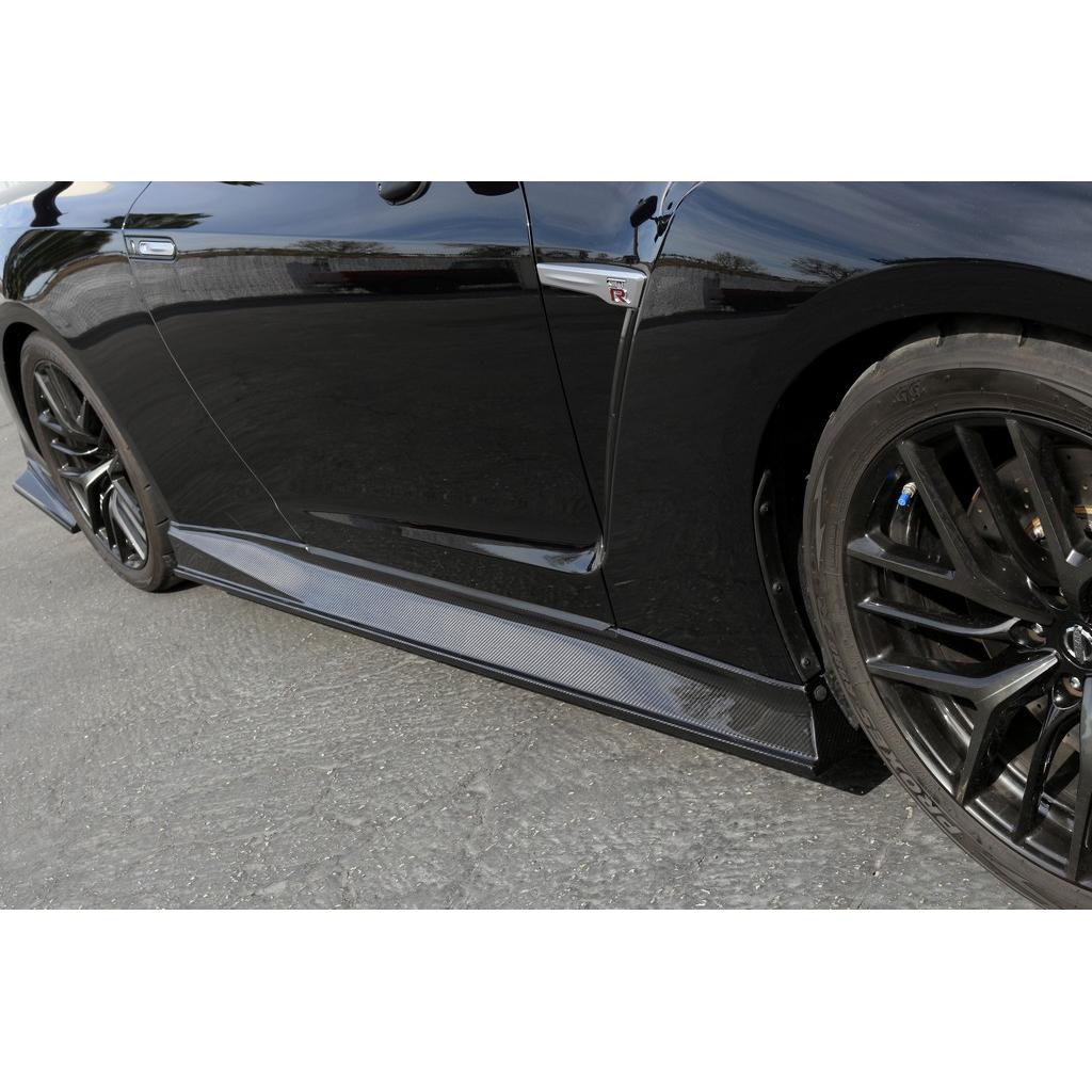 Nissan GTR R35 Side Rocker Extensions/ Side Skirt 2017-2022                      Nissan GTR R35 Side Rocker Extensions/ Side Skirt 2017-2022
