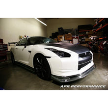 Load image into Gallery viewer, Nissan GTR R35 Front Air Dam/ Lip 2008-2011                      Nissan GTR R35 Front Air Dam/ Lip 2008-2011