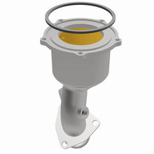 Load image into Gallery viewer, MagnaFlow Direct Fit Catalytic Converter 96-98 Toyota Rav4 2.0L (CA Emissions)