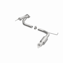 Load image into Gallery viewer, MagnaFlow Direct Fit Catalytic Converter 05-09 Toyota Tacoma 4.0L D/S Rear (49 State)