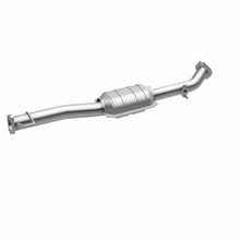 Load image into Gallery viewer, MagnaFlow Direct Fit Catalytic Converter 98-00 Toyota RAV4 2.0L