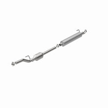 Load image into Gallery viewer, MagnaFlow Direct Fit Catalytic Converter 2002-2006 Sprinter 2500 2.7 L Underbody