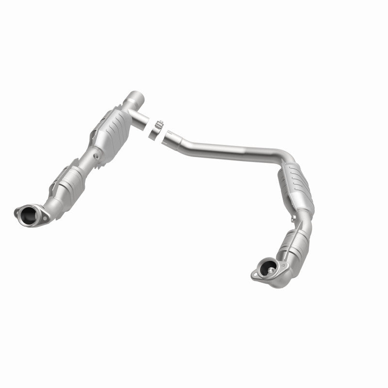 MagnaFlow Direct Fit Catalytic Converter 06 Ford E350 Van 5.4L