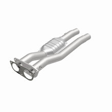 Load image into Gallery viewer, MagnaFlow Direct Fit Catalytic Converter 96-97 7.4L 3500 Truck Rear