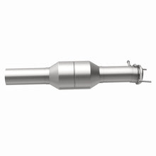 Load image into Gallery viewer, MagnaFlow Direct Fit Catalytic Converter 03-05 Ford F250/350 SD 6.0