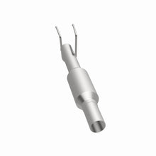 Load image into Gallery viewer, MagnaFlow Direct Fit Catalytic Converter 94-95 Dodge B150/B1500 3.9L/5.2L