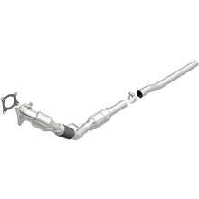 Load image into Gallery viewer, MagnaFlow Direct Fit Catalytic Converter 2012 Volkswagen Golf R 2.0L Turbocharged