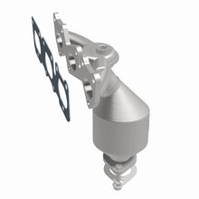 Load image into Gallery viewer, MagnaFlow Direct Fit Catalytic Converter 06-08 Hyun/Kia 3.8L R