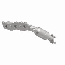 Load image into Gallery viewer, MagnaFlow Direct Fit Catalytic Converter 10-12 Toyota FJ/4Runner 4.0L