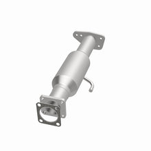 Load image into Gallery viewer, MagnaFlow Direct Fit Catalytic Converter Gm