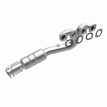 Load image into Gallery viewer, MagnaFlow Direct Fit Catalytic Converter 02-03 BMW 745i 4.4L D/S