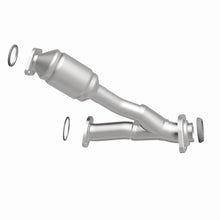Load image into Gallery viewer, MagnaFlow DF Cat Conv 99-03 Lexus/Toyota RX300/Highlander Truck 3.0L Passgr Sde *NOT FOR SALE IN CA*