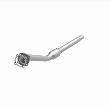 Load image into Gallery viewer, MagnaFlow Direct Fit Catalytic Converter 99-04 VW Golf/Jetta/Beetle