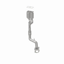Load image into Gallery viewer, MagnaFlow Direct Fit Catalytic Converter 00-02 Nissan Sentra 1.8L