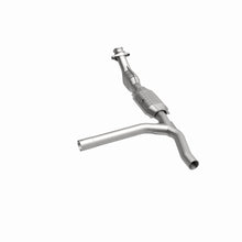 Load image into Gallery viewer, MagnaFlow Direct Fit Catalytic Converter 01 Ford F-150 4.2L