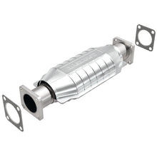 Load image into Gallery viewer, MagnaFlow Direct Fit Catalytic Converter Chevrolet-Isuzu 82 8