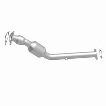 Load image into Gallery viewer, MagnaFlow Direct Fit Catalytic Converter 2005-2007 Cobalt 2 L Underbody