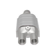 Load image into Gallery viewer, MagnaFlow Universal Catalytic Converter 2.5/2 single/dual O2 OEM