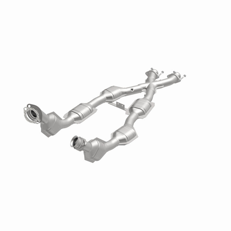 MagnaFlow Direct Fit Catalytic Converter 96-98 Mustang GT 4.6L 50S