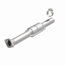 Load image into Gallery viewer, MagnaFlow Direct Fit Catalytic Converter 2010-2012 VENZA 2.7L Underbody