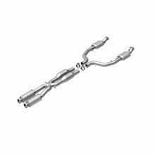Load image into Gallery viewer, MagnaFlow Direct Fit Catalytic Converter 08-13 BMW M3 4.0L