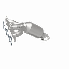 Load image into Gallery viewer, MagnaFlow Direct Fit Catalytic Converter 05-08 Kia Sportage 2.7L Passenger Side