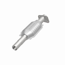 Load image into Gallery viewer, MagnaFlow Direct Fit Catalytic Converter Gm