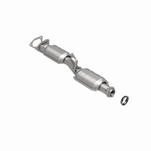 Load image into Gallery viewer, MagnaFlow Direct Fit Catalytic Converter 96-98 Ford Explorer 4.0L
