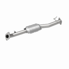 Load image into Gallery viewer, MagnaFlow Direct Fit Catalytic Converter 98-00 Toyota RAV4 2.0L