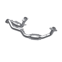 Load image into Gallery viewer, MagnaFlow Direct Fit Catalytic Converter 96-99 Ford Taurus3.0L 50S