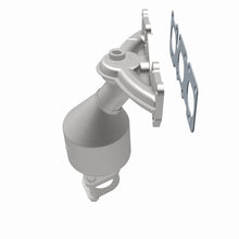 Load image into Gallery viewer, MagnaFlow Direct Fit Catalytic Converter 06-08 Hyun/Kia 3.8L R