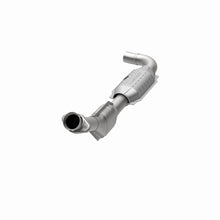 Load image into Gallery viewer, MagnaFlow Direct Fit Catalytic Converter 99-00 Ford F-150 4.2L 50S