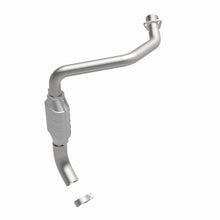 Load image into Gallery viewer, MagnaFlow Direct Fit Catalytic Converter 99 GM Express Van DS 5.7L