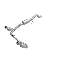 Load image into Gallery viewer, MagnaFlow Direct Fit Catalytic Converter 02-03 Dodge Durango 5.9L