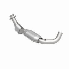 Load image into Gallery viewer, MagnaFlow Direct Fit Catalytic Converter 97-98 Ford F-150 Pickup 4.2L D/S 4WD (49 State)