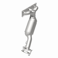 Load image into Gallery viewer, MagnaFlow California DF Catalytic Conv 07-13 BMW 328i L6 3.0LGAS 3.75in Inlet 4in Outlet 2in Dia