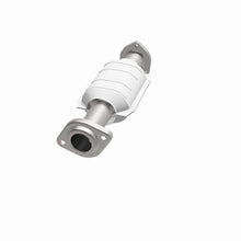 Load image into Gallery viewer, MagnaFlow Direct Fit Catalytic Converter 01/20/00-01 Jeep Cherokee 4.0L Rear (49 State)