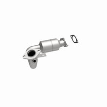 Load image into Gallery viewer, MagnaFlow Direct Fit Catalytic Converter 01-03 Montero 3L Driver Side Front OEM