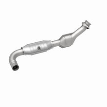 Load image into Gallery viewer, MagnaFlow Direct Fit Catalytic Converter 99-00 Ford F-150 4.2L 50S