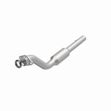 Load image into Gallery viewer, MagnaFlow Direct Fit Catalytic Converter 1996 Buick LeSabre 3.8