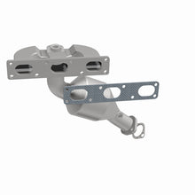 Load image into Gallery viewer, MagnaFlow Direct Fit Catalytic Converter 99-00 BMW Z3 L6 2.8L Rear Manifold