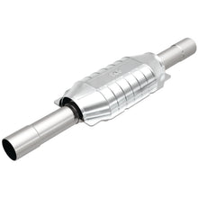 Load image into Gallery viewer, MagnaFlow Direct Fit Catalytic Converter GM 26X6.5 X4 2/2
